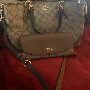 Authentic Coach Kelsey Satchel/Wallet